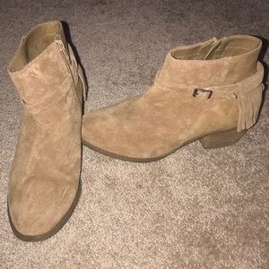 American Eagle tan fringe suede booties